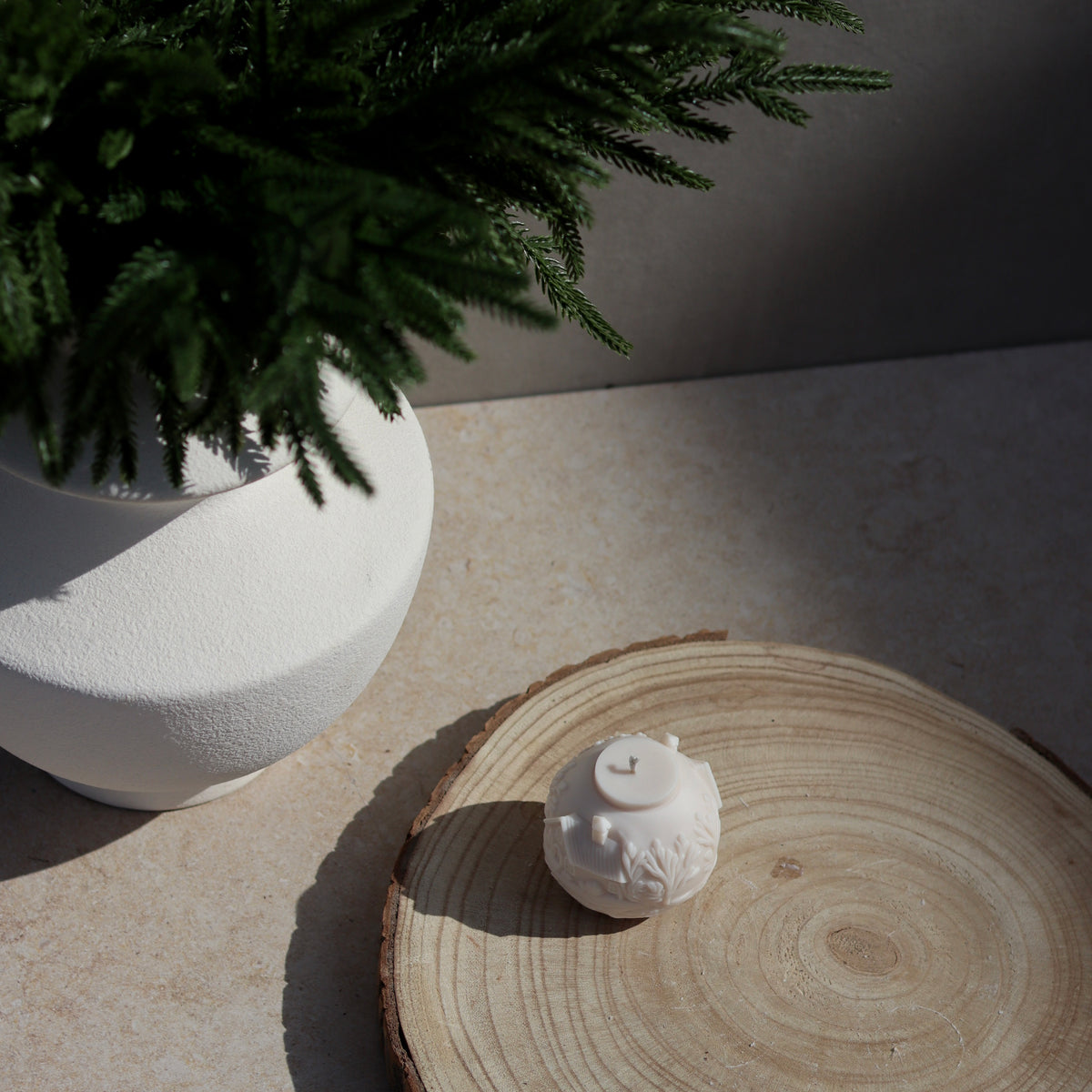 Set of 2 Christmas Bauble Candles